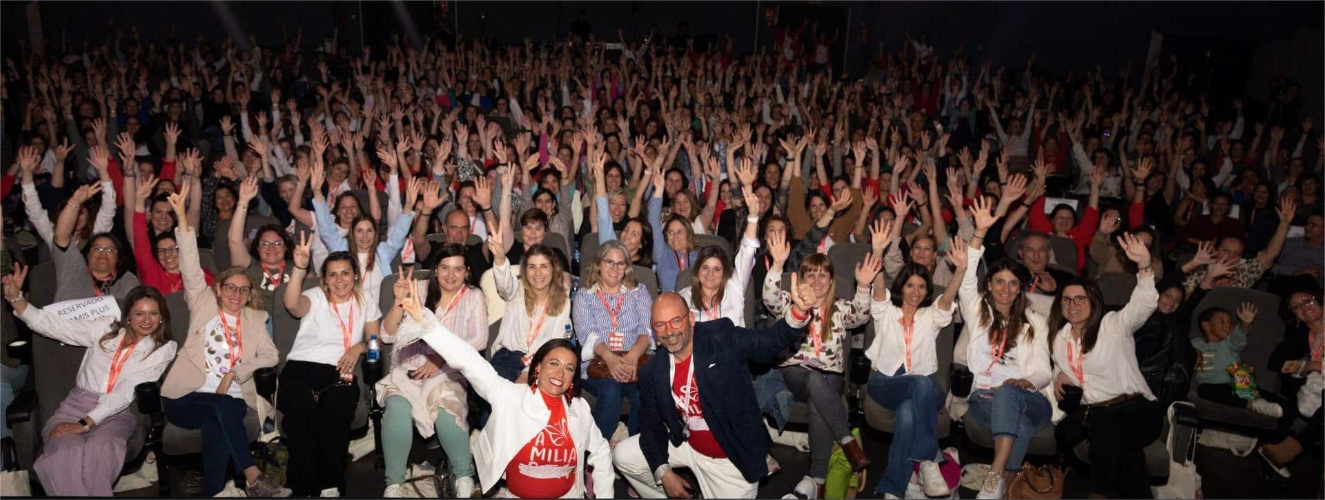 Mamis Digitales — comunidad de madres en plena reinvención profesional